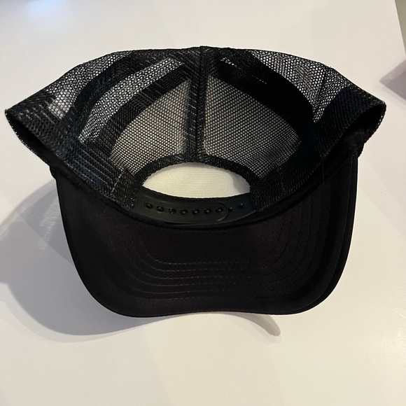 Georgia Foam Trucker Hat - Picture 3 of 3